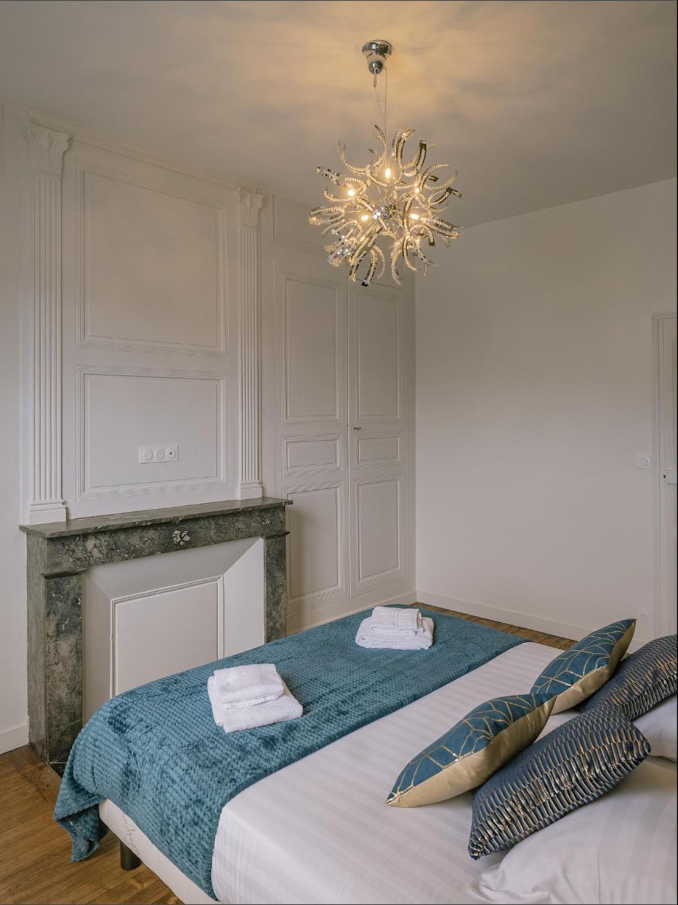 Appartement Refait A Neuf Avec Cachet De L'Ancien Saumur Exterior photo