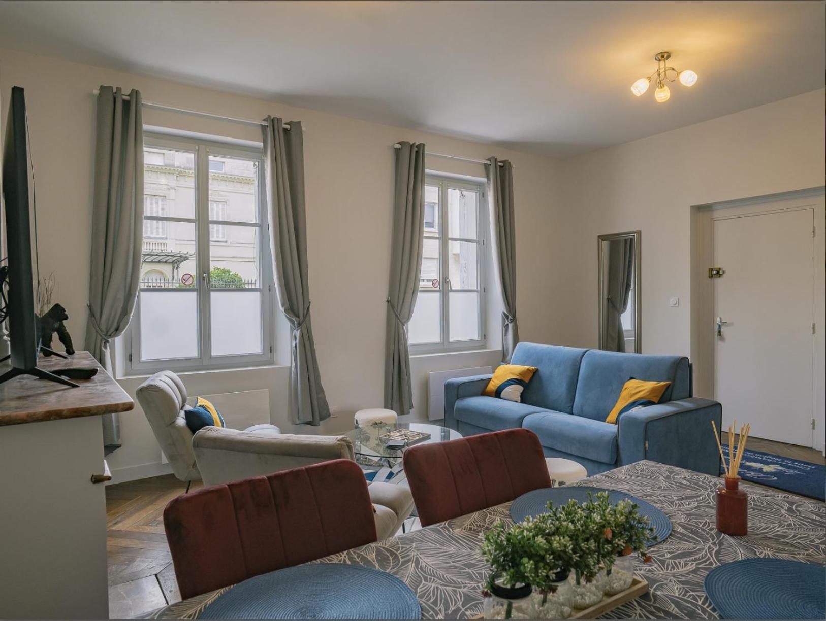 Appartement Refait A Neuf Avec Cachet De L'Ancien Saumur Exterior photo